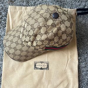 Gucci ball cap with adjustable Velcro